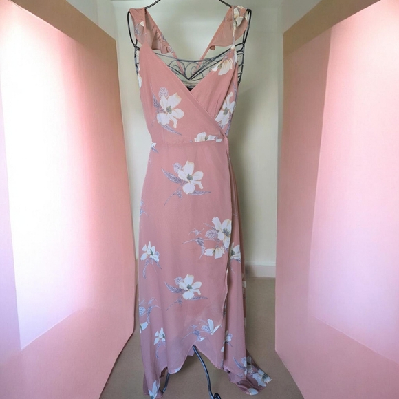 Lulu's Dusty Rose Floral Wrap Maxi Dress Size Medium - Picture 6 of 7